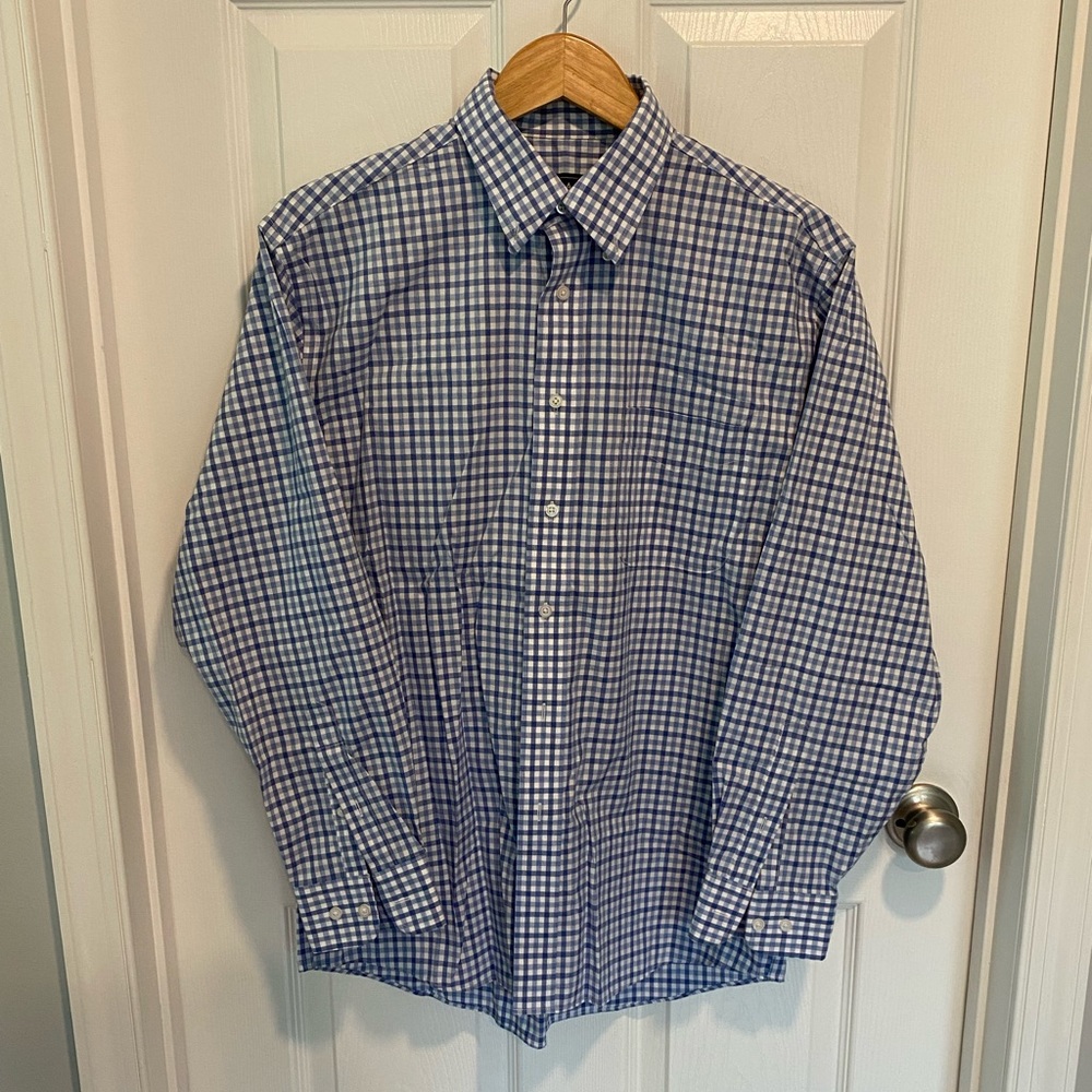 Jos. A. Bank blue check traveler collection button-down, M